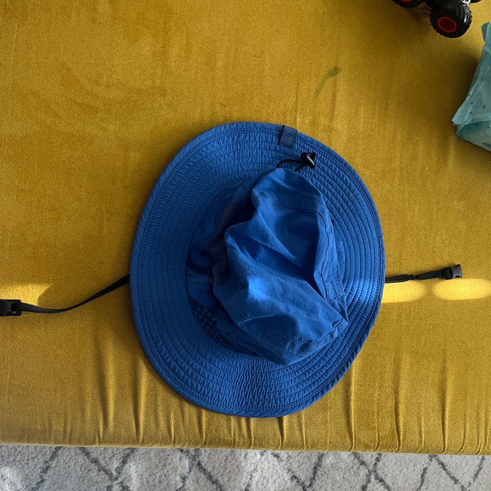 REI toddler sun hat